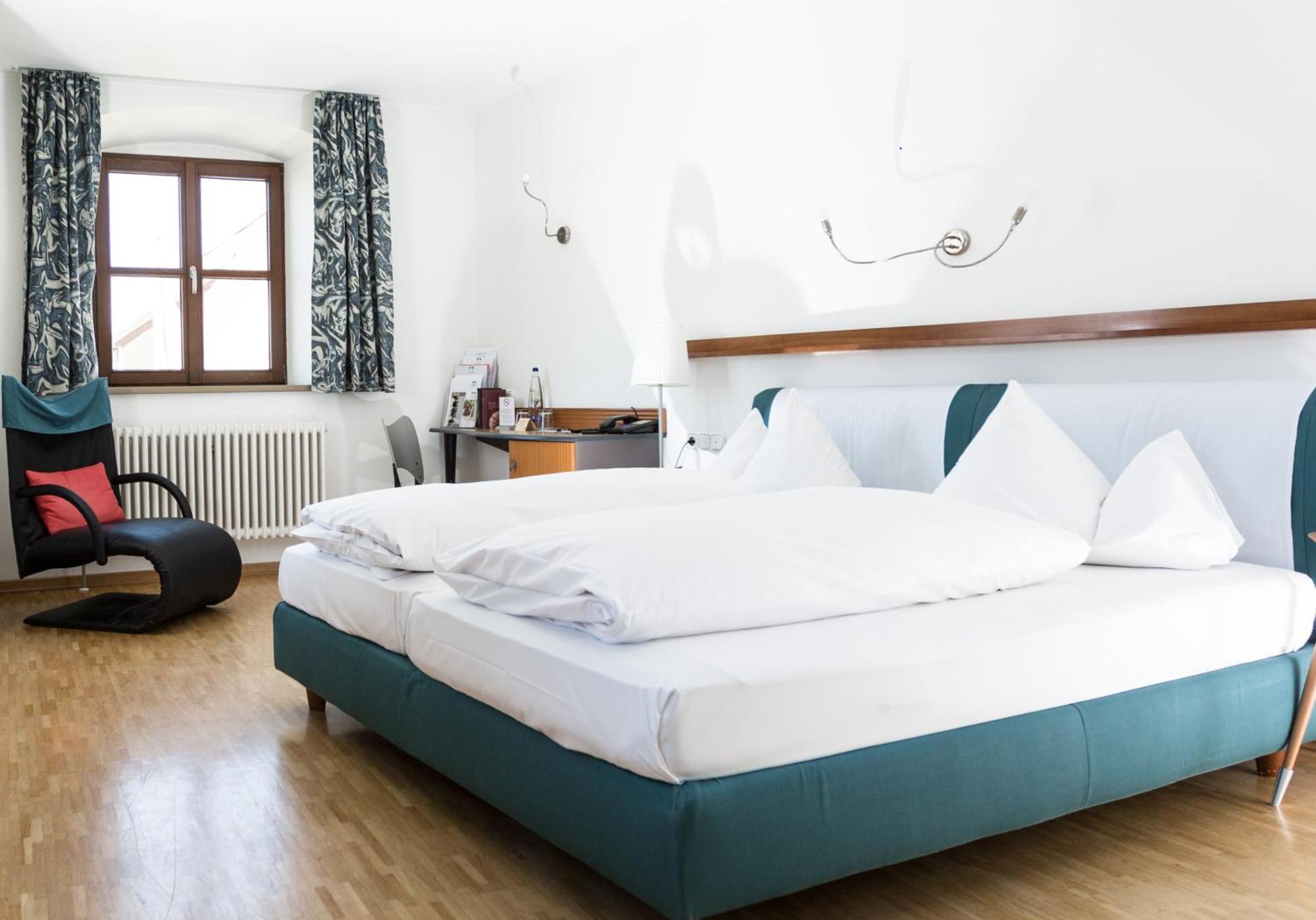 Hotel Klostergasthof Thierhaupten Kültér fotó
